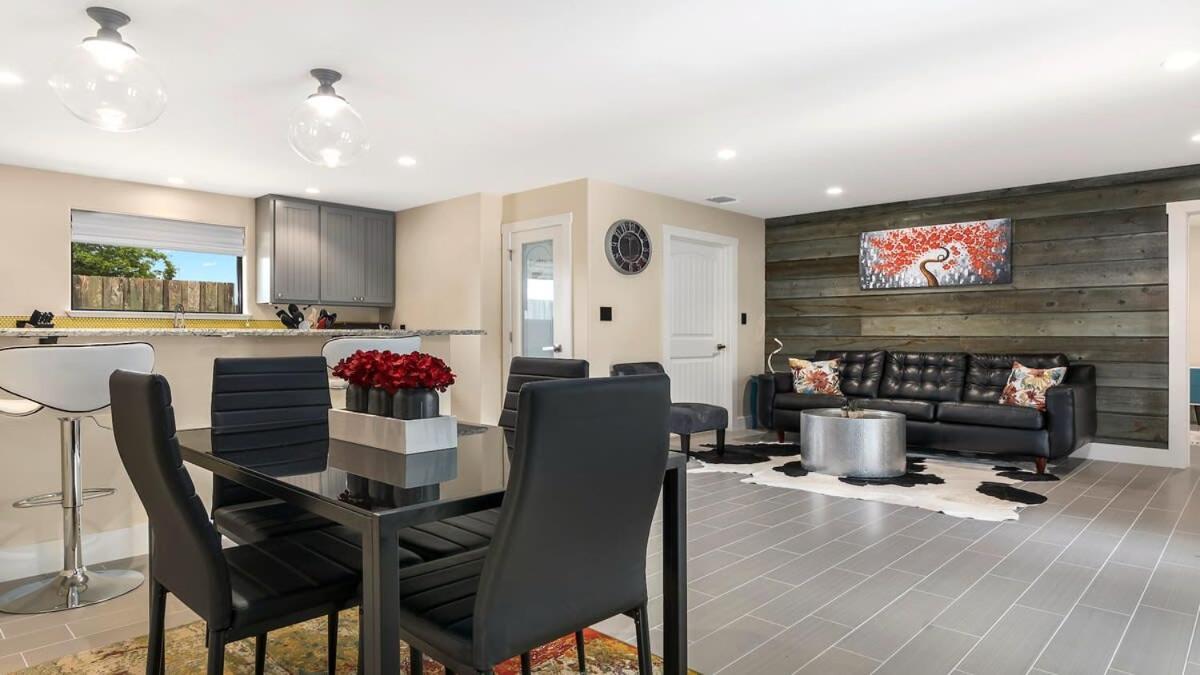 Blumenhaus Sleeps 6 Full Kitchen Plus Hot Tub Fredericksburg Exterior foto